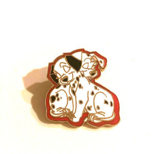 VTG Retired WALT DISNEY WORLD 2000 PIN - 101 DALMATIONS PIN - LAPEL